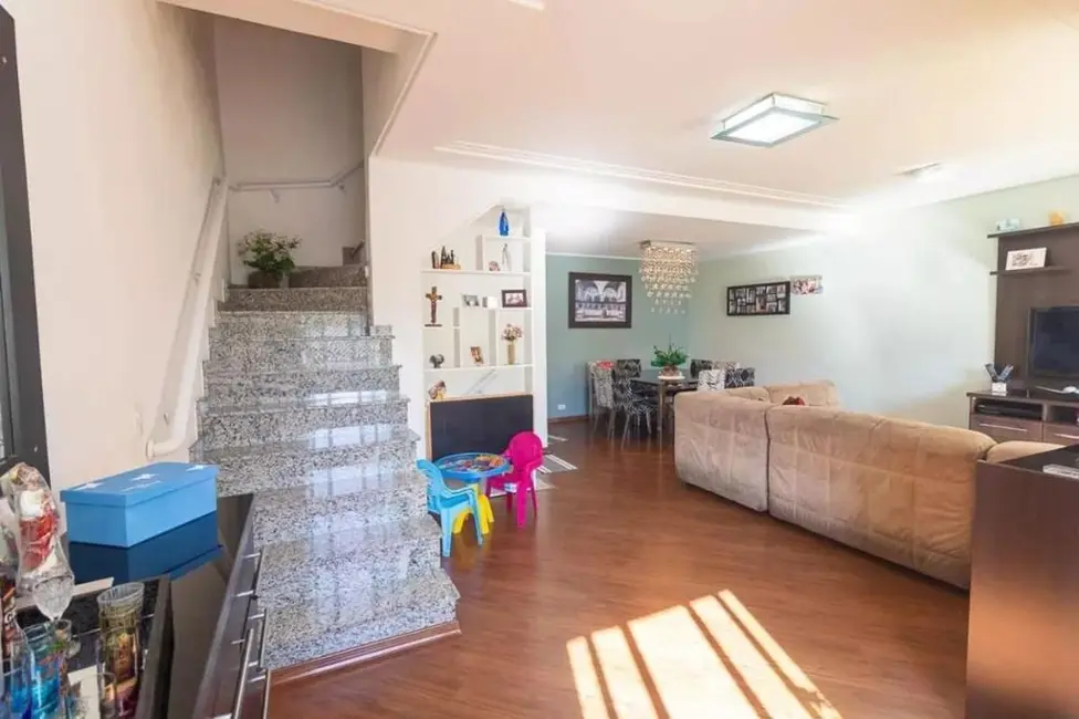 Foto 3 de Sobrado com 3 quartos à venda e para alugar, 245m2 em Campestre, Santo Andre - SP