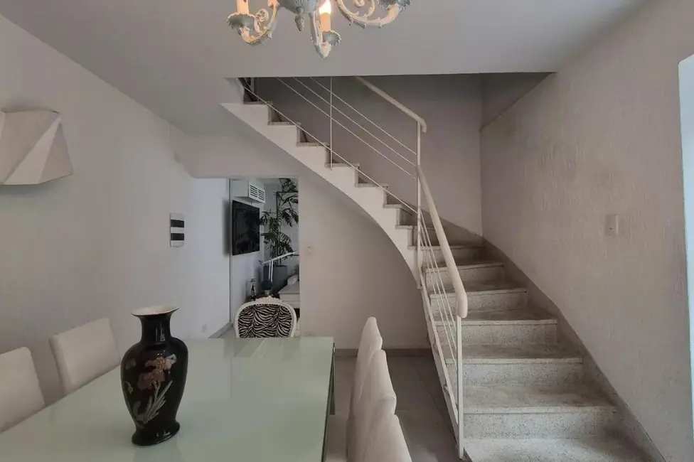 Foto 8 de Sobrado com 3 quartos à venda e para alugar, 311m2 em Jardim, Santo Andre - SP