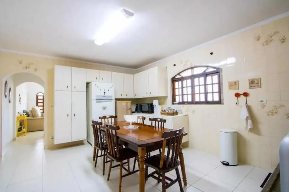 Foto 7 de Sobrado com 3 quartos à venda e para alugar, 279m2 em Vila Valparaíso, Santo Andre - SP