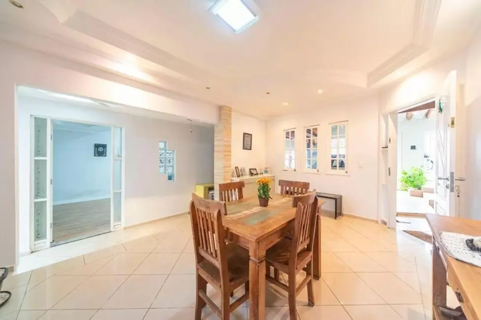 Sobrado com 3 quartos à venda, 281m2 em Vila Scarpelli, Santo Andre - SP - imagem 4 Foto 4 de Sobrado com 3 quartos à venda, 281m2 em Vila Scarpelli, Santo Andre - SP