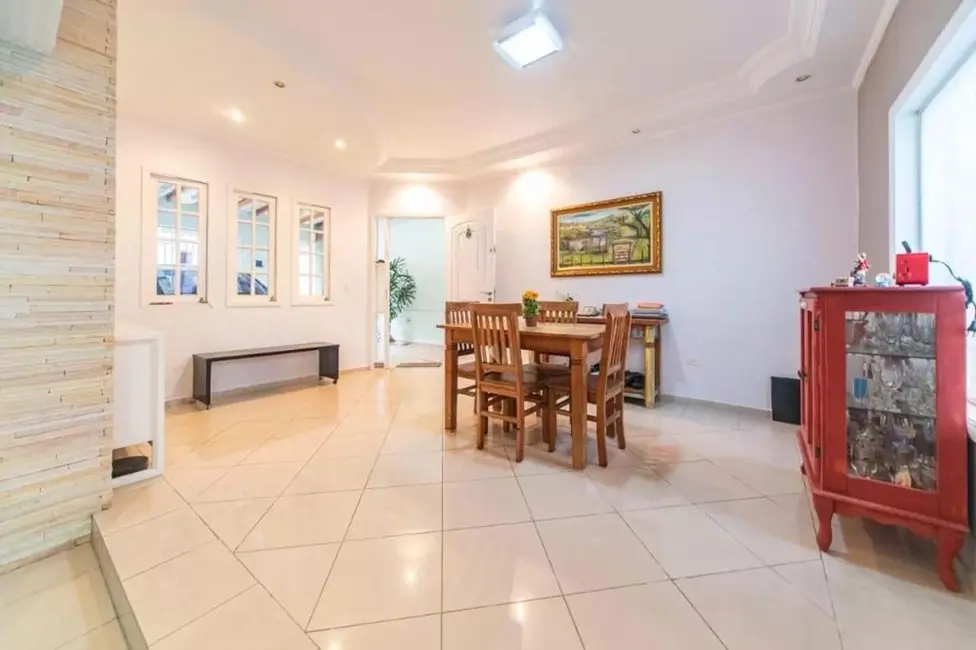 Sobrado com 3 quartos à venda, 281m2 em Vila Scarpelli, Santo Andre - SP - imagem 2 Foto 2 de Sobrado com 3 quartos à venda, 281m2 em Vila Scarpelli, Santo Andre - SP
