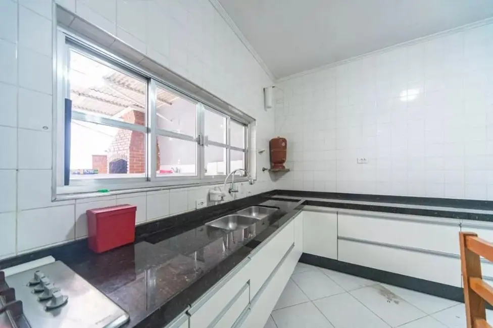 Foto 8 de Sobrado com 4 quartos à venda e para alugar, 173m2 em Vila Aquilino, Santo Andre - SP