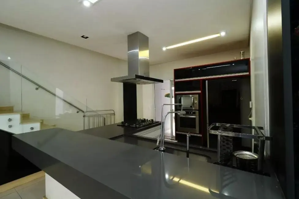 Foto 8 de Sobrado com 4 quartos à venda, 358m2 em Vila Vitória, Santo Andre - SP