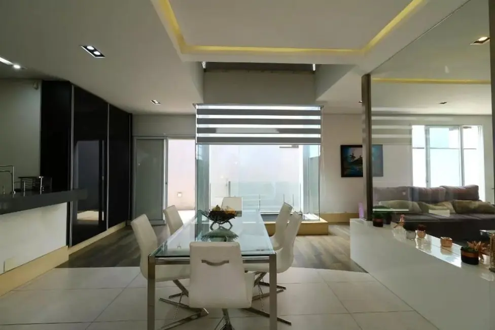 Foto 5 de Sobrado com 4 quartos à venda, 358m2 em Vila Vitória, Santo Andre - SP