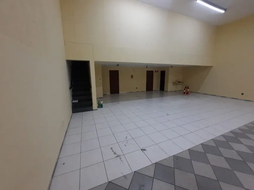Foto 5 de Sala Comercial para alugar, 301m2 em Vila Linda, Santo Andre - SP
