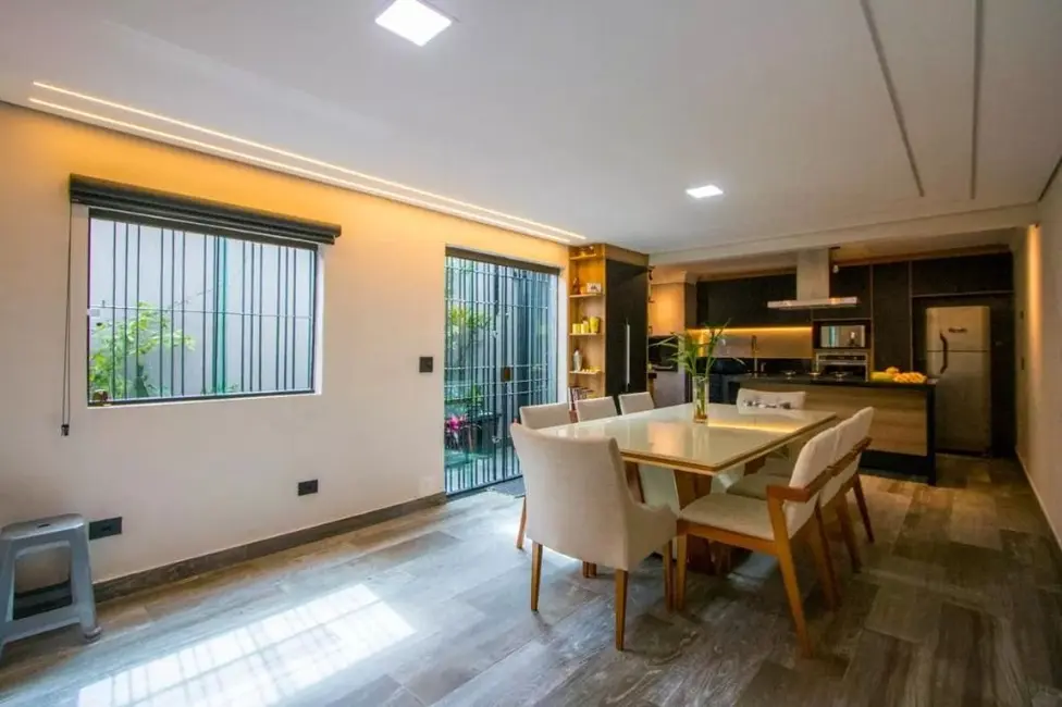 Foto 8 de Sobrado com 3 quartos à venda e para alugar, 153m2 em Jardim Cristiane, Santo Andre - SP