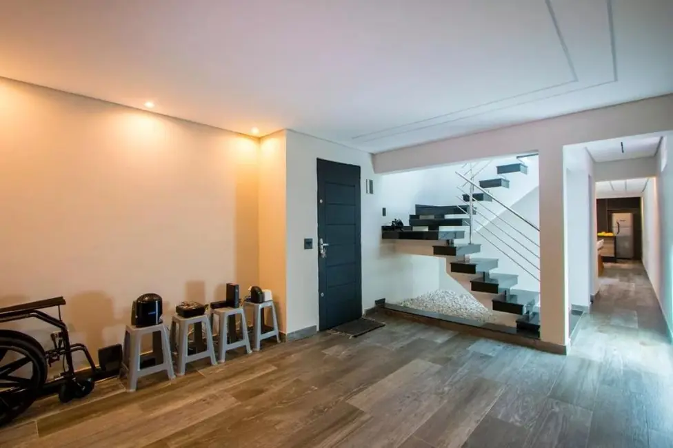 Foto 4 de Sobrado com 3 quartos à venda e para alugar, 153m2 em Jardim Cristiane, Santo Andre - SP