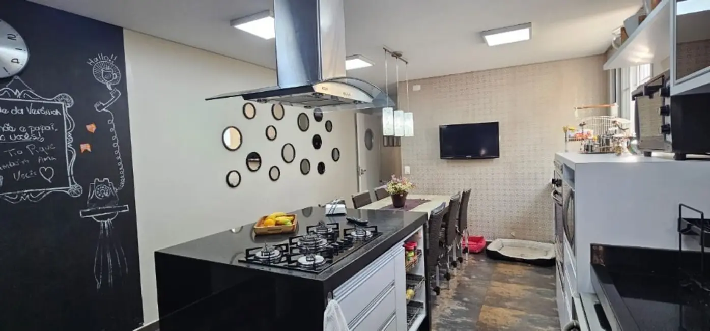 Foto 2 de Sobrado com 4 quartos à venda, 300m2 em Santa Maria, Santo Andre - SP