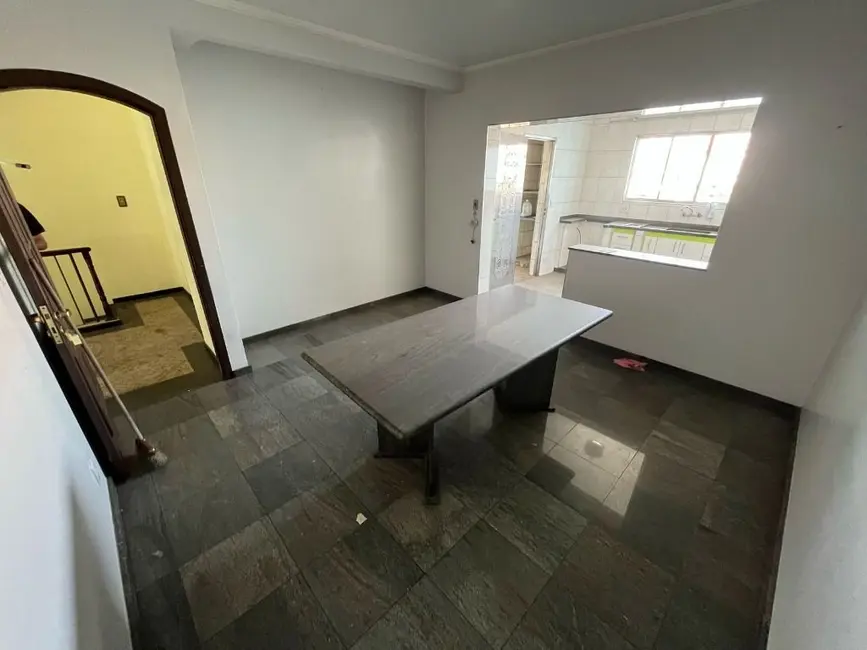 Foto 8 de Sobrado com 3 quartos à venda e para alugar, 175m2 em Campestre, Santo Andre - SP