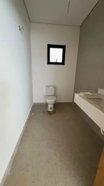 Foto 2 de Sala Comercial para alugar, 301m2 em Vila Bastos, Santo Andre - SP