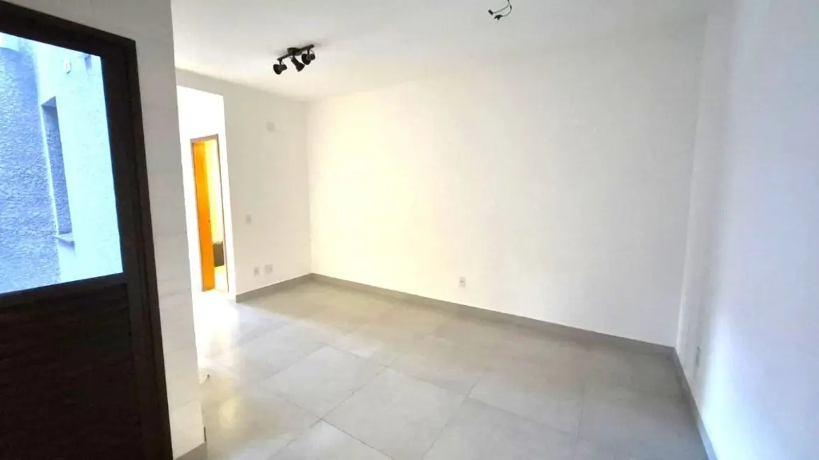 Foto 4 de Apartamento com 2 quartos para alugar, 51m2 em Jardim, Santo Andre - SP