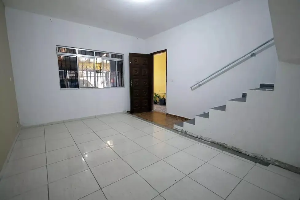 Foto 1 de Sobrado com 3 quartos para alugar, 167m2 em Jardim Las Vegas, Santo Andre - SP