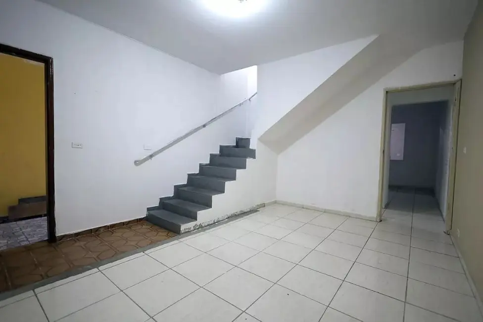 Foto 5 de Sobrado com 3 quartos para alugar, 167m2 em Jardim Las Vegas, Santo Andre - SP