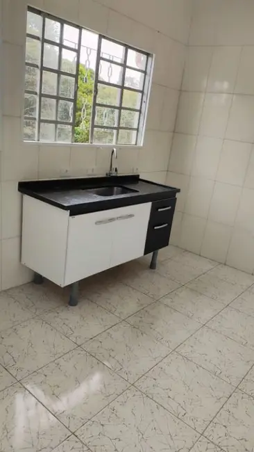 Foto 4 de Casa com 1 quarto para alugar, 120m2 em Vila Eldízia, Santo Andre - SP