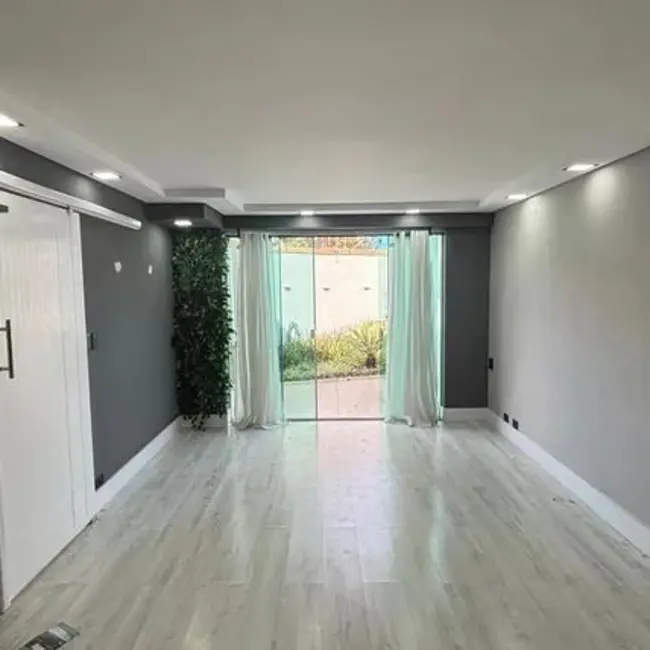Foto 5 de Sobrado com 3 quartos à venda e para alugar, 151m2 em Jardim, Santo Andre - SP