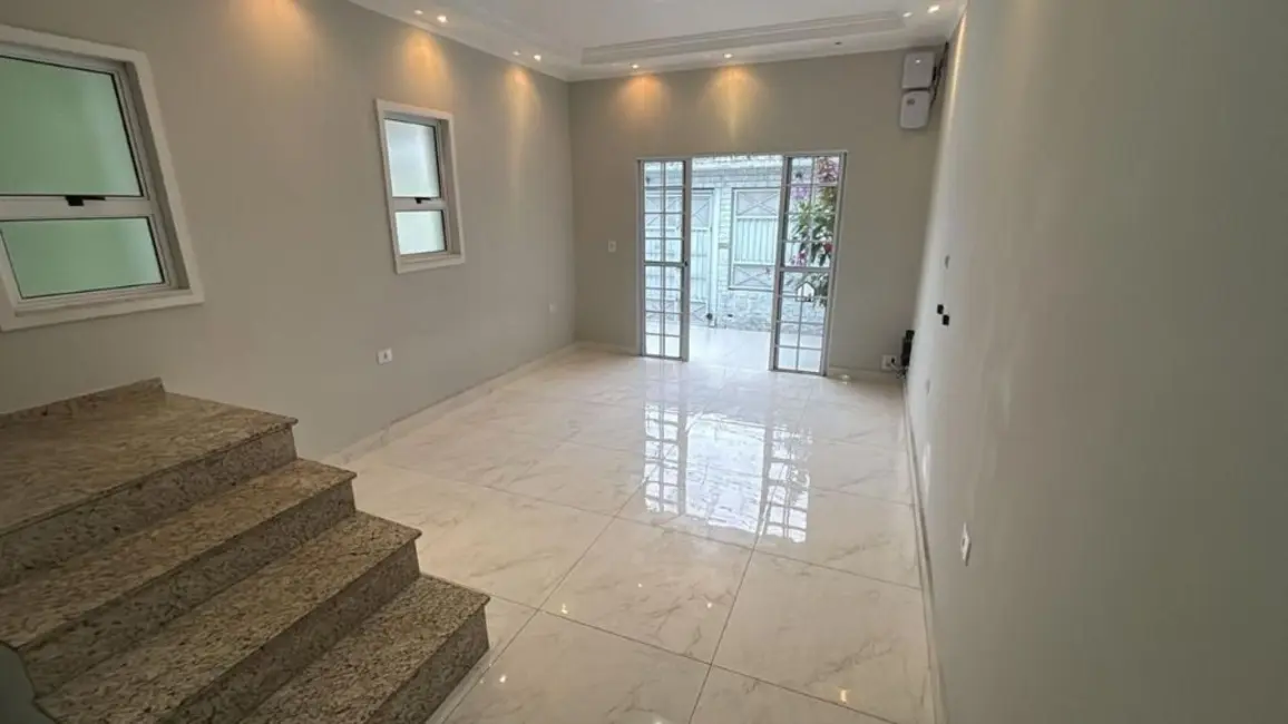 Foto 1 de Sobrado com 3 quartos à venda, 209m2 em Jardim Jamaica, Santo Andre - SP