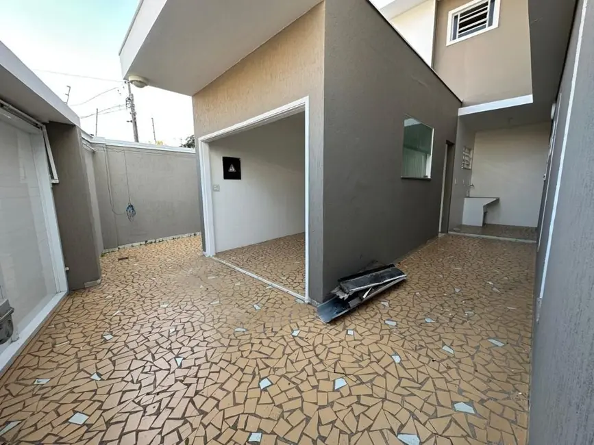 Foto 4 de Sobrado com 3 quartos para alugar, 176m2 em Jardim, Santo Andre - SP