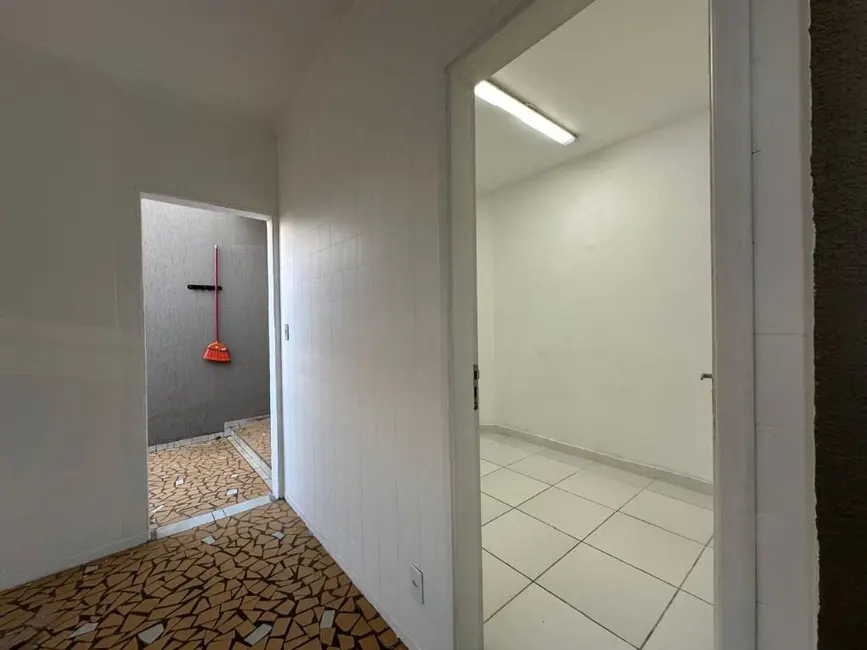 Foto 8 de Sobrado com 3 quartos para alugar, 176m2 em Jardim, Santo Andre - SP