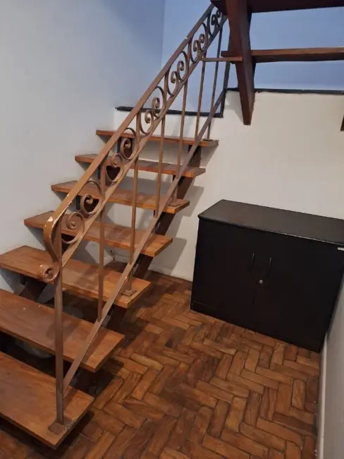 Foto 3 de Sobrado com 3 quartos para alugar, 154m2 em Vila Bastos, Santo Andre - SP