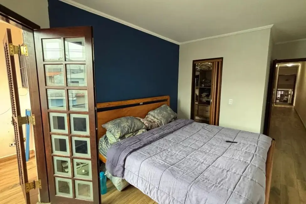 Foto 9 de Sobrado com 3 quartos à venda, 231m2 em Vila Pires, Santo Andre - SP
