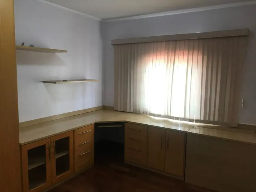 Sobrado com 3 quartos para alugar, 225m2 em Vila Camilópolis, Santo Andre - SP - imagem 6 Foto 6 de Sobrado com 3 quartos para alugar, 225m2 em Vila Camilópolis, Santo Andre - SP