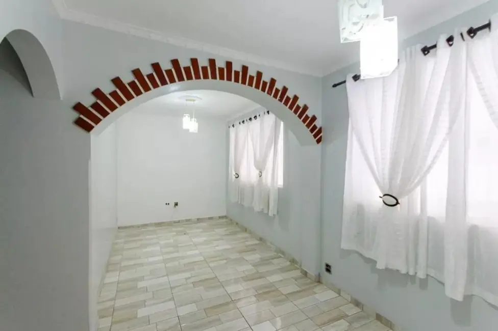 Casa com 2 quartos para alugar, 198m2 em Vila Guiomar, Santo Andre - SP - imagem 5 Foto 5 de Casa com 2 quartos para alugar, 198m2 em Vila Guiomar, Santo Andre - SP