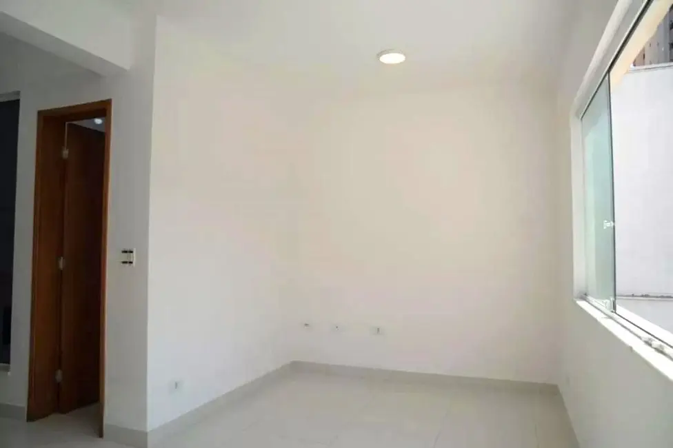 Sobrado com 3 quartos à venda e para alugar, 126m2 em Vila Alzira, Santo Andre - SP - imagem 3 Foto 3 de Sobrado com 3 quartos à venda e para alugar, 126m2 em Vila Alzira, Santo Andre - SP