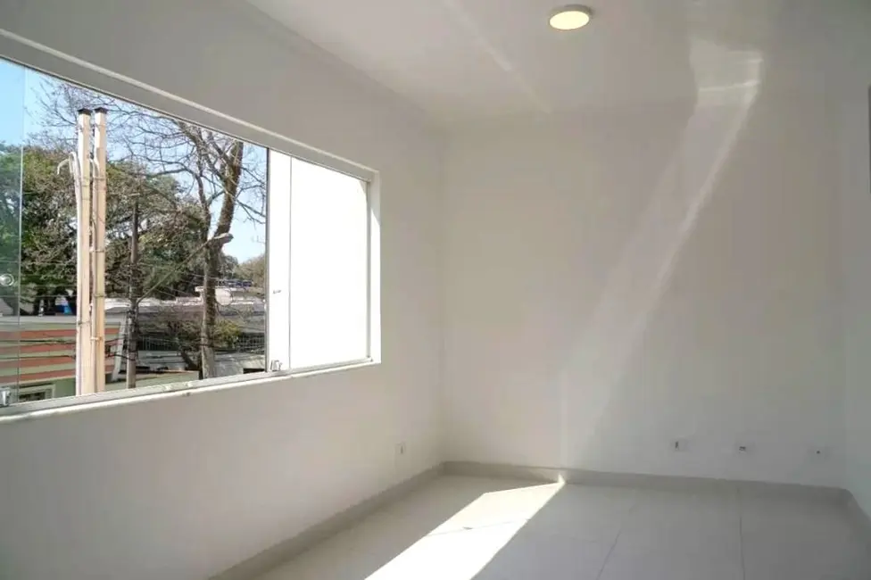 Sobrado com 3 quartos à venda e para alugar, 126m2 em Vila Alzira, Santo Andre - SP - imagem 4 Foto 4 de Sobrado com 3 quartos à venda e para alugar, 126m2 em Vila Alzira, Santo Andre - SP