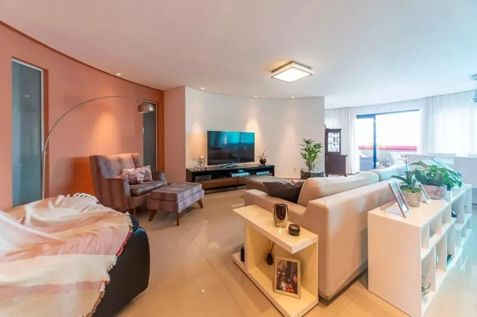 Foto 3 de Apartamento com 4 quartos à venda e para alugar, 210m2 em Vila Bastos, Santo Andre - SP