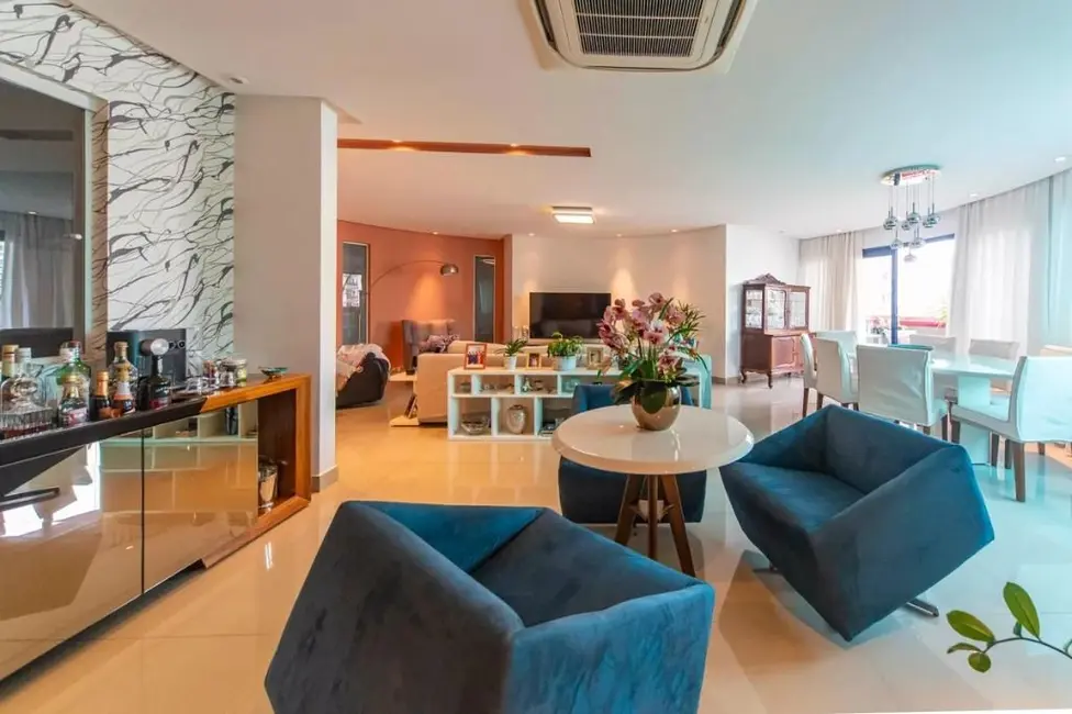 Foto 1 de Apartamento com 4 quartos à venda e para alugar, 210m2 em Vila Bastos, Santo Andre - SP