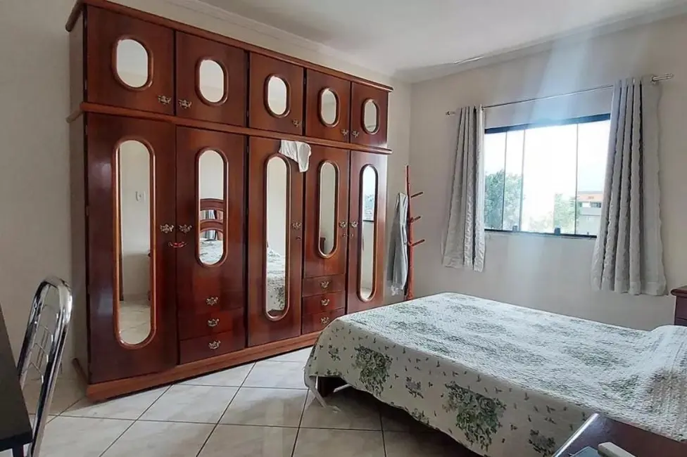 Foto 6 de Sobrado com 3 quartos à venda e para alugar, 250m2 em Jardim Las Vegas, Santo Andre - SP