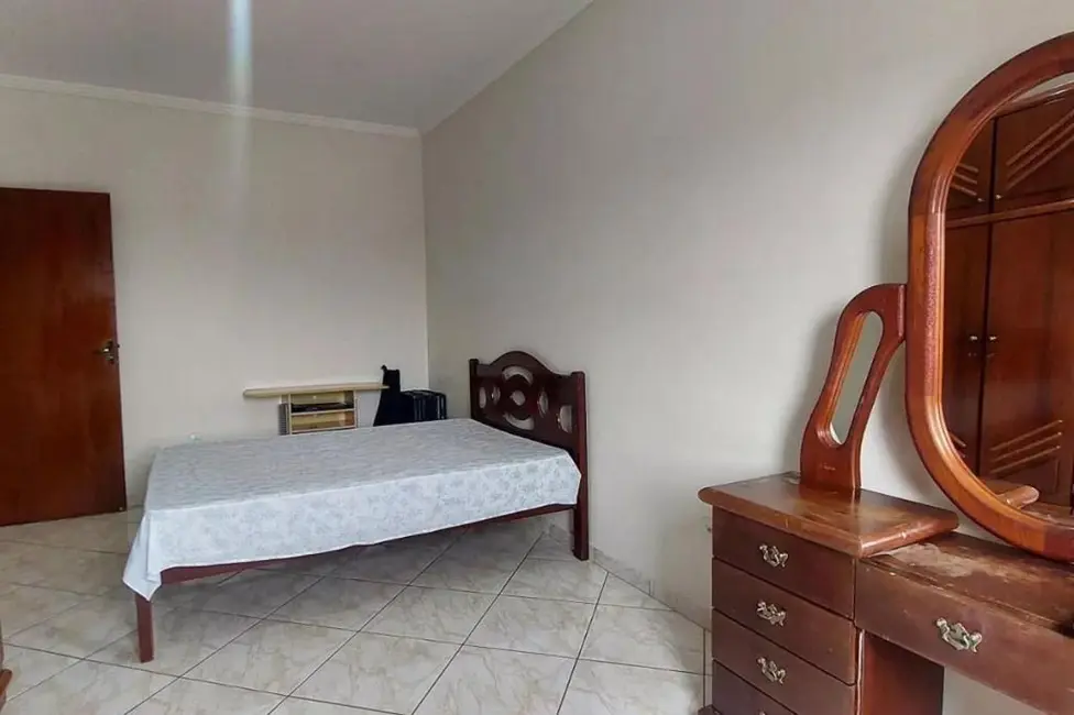 Foto 9 de Sobrado com 3 quartos à venda e para alugar, 250m2 em Jardim Las Vegas, Santo Andre - SP