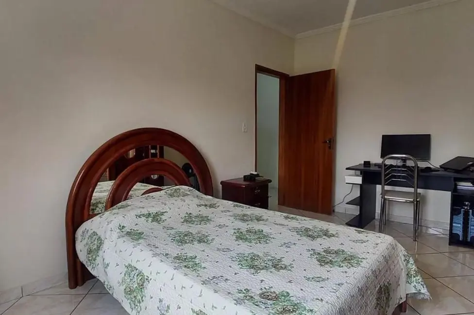 Foto 7 de Sobrado com 3 quartos à venda e para alugar, 250m2 em Jardim Las Vegas, Santo Andre - SP