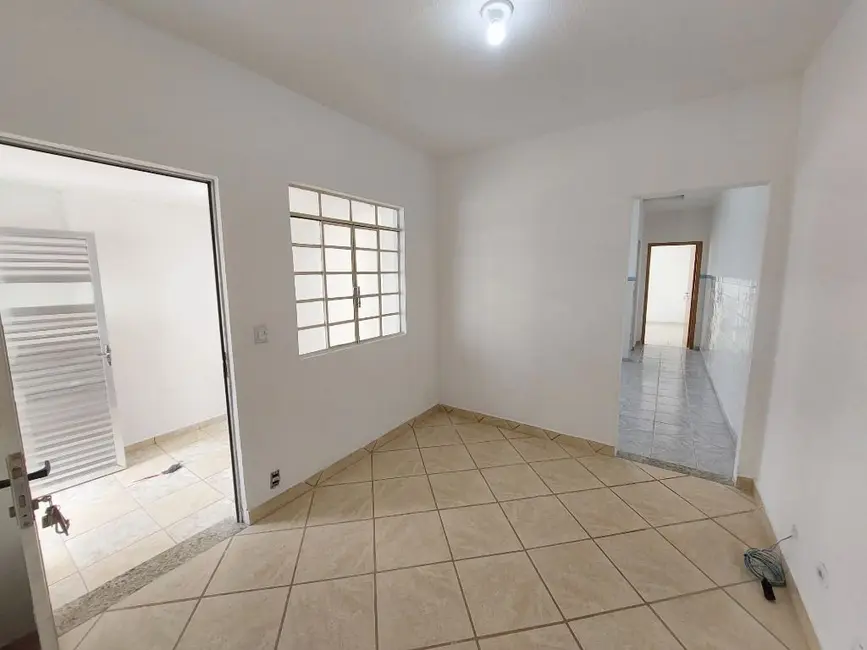 Foto 6 de Casa com 2 quartos para alugar, 125m2 em Vila Floresta, Santo Andre - SP