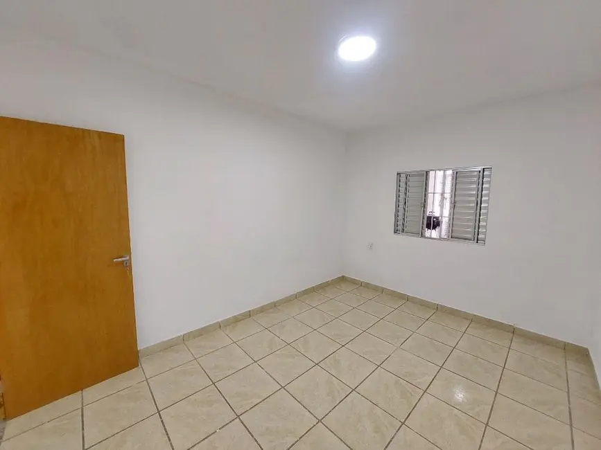 Foto 9 de Casa com 2 quartos para alugar, 125m2 em Vila Floresta, Santo Andre - SP