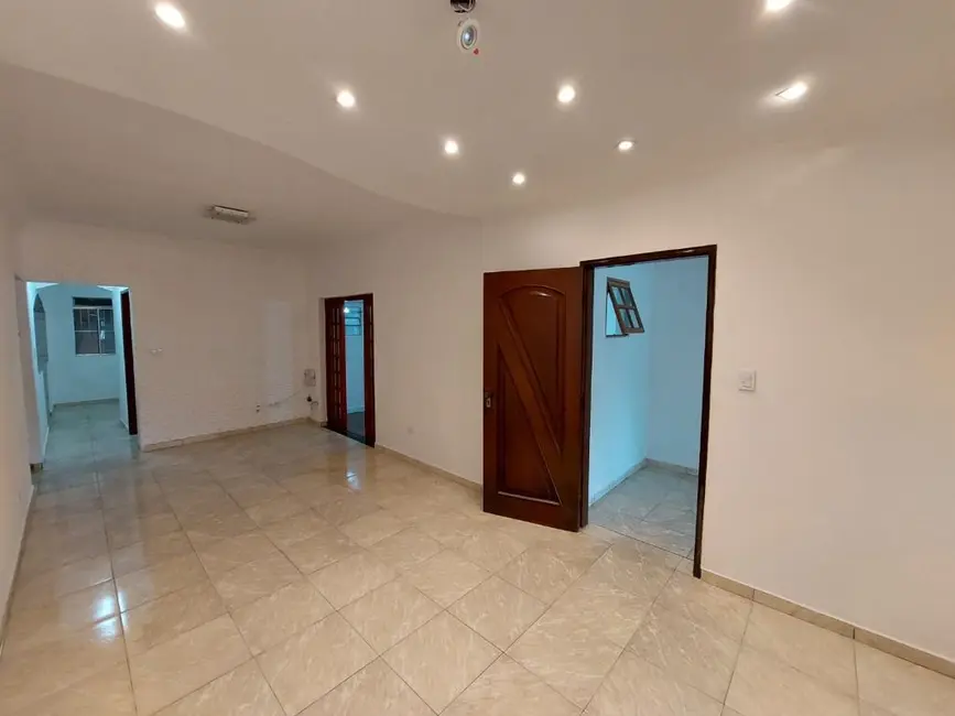 Casa com 3 quartos para alugar, 190m2 em Jardim Ocara, Santo Andre - SP - imagem 1 Foto 1 de Casa com 3 quartos para alugar, 190m2 em Jardim Ocara, Santo Andre - SP