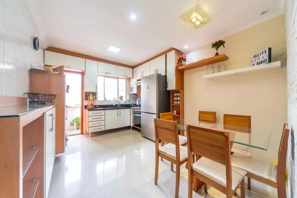 Sobrado com 3 quartos à venda, 191m2 em Jardim Alvorada, Santo Andre - SP - imagem 6 Foto 6 de Sobrado com 3 quartos à venda, 191m2 em Jardim Alvorada, Santo Andre - SP