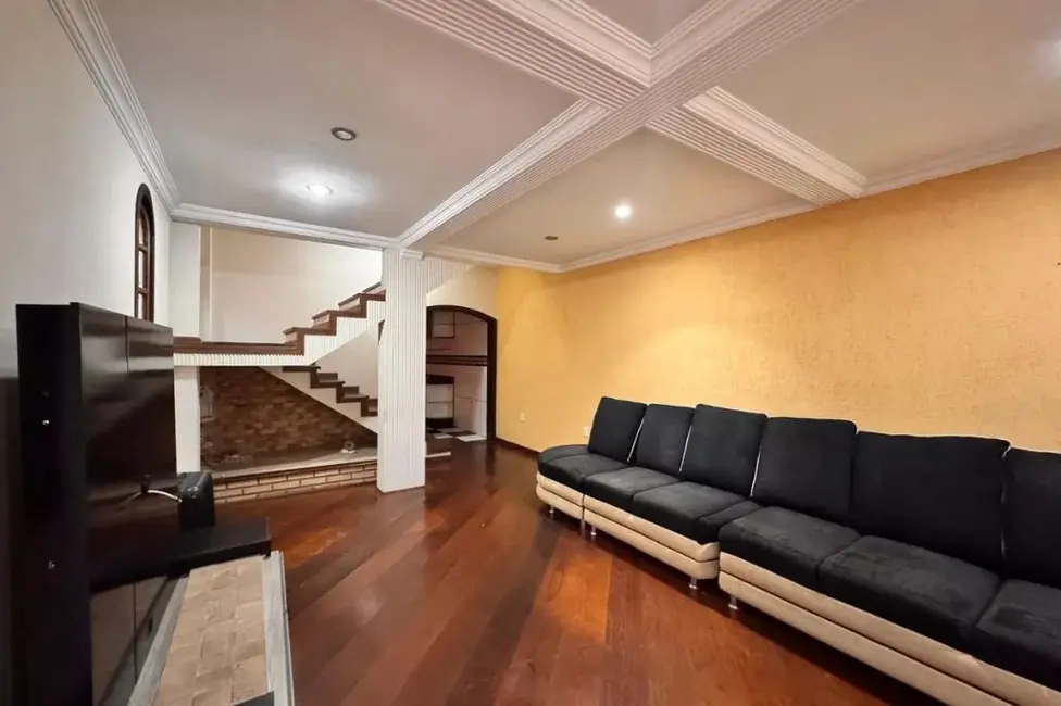 Foto 1 de Sobrado com 3 quartos para alugar, 192m2 em Vila Eldízia, Santo Andre - SP