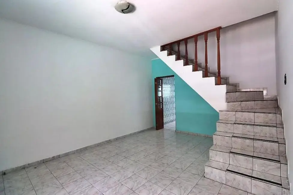 Foto 3 de Sobrado com 3 quartos para alugar, 121m2 em Vila Aquilino, Santo Andre - SP