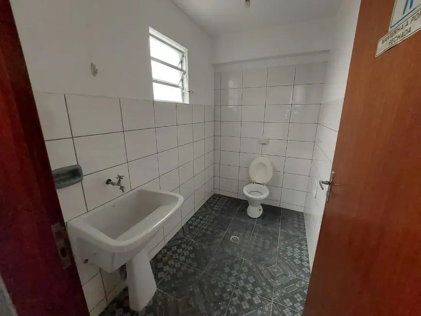 Armazém / Galpão para alugar, 317m2 em Jardim Ocara, Santo Andre - SP - imagem 8 Foto 8 de Armazém / Galpão para alugar, 317m2 em Jardim Ocara, Santo Andre - SP