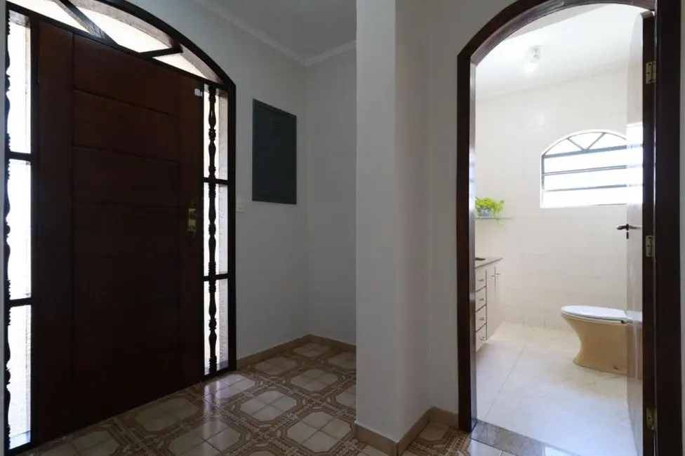 Foto 2 de Sobrado com 4 quartos para alugar, 263m2 em Campestre, Santo Andre - SP