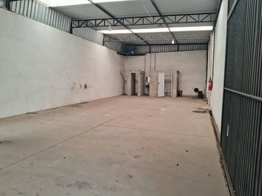 Armazém / Galpão para alugar, 638m2 em Jardim, Santo Andre - SP - imagem 5 Foto 5 de Armazém / Galpão para alugar, 638m2 em Jardim, Santo Andre - SP