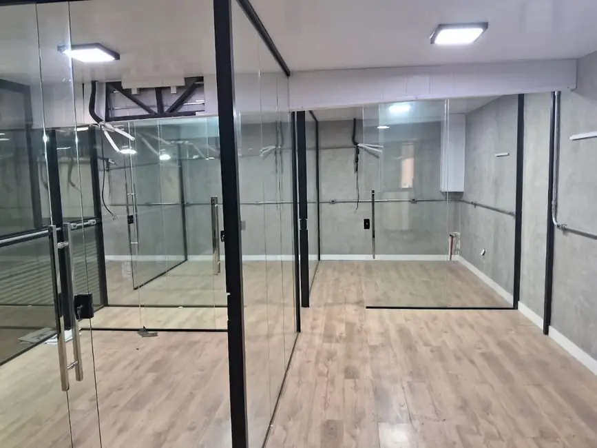 Armazém / Galpão para alugar, 638m2 em Jardim, Santo Andre - SP - imagem 7 Foto 7 de Armazém / Galpão para alugar, 638m2 em Jardim, Santo Andre - SP