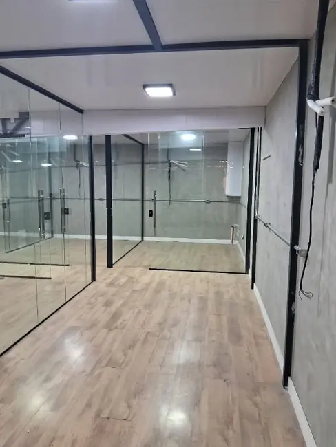 Armazém / Galpão para alugar, 638m2 em Jardim, Santo Andre - SP - imagem 9 Foto 9 de Armazém / Galpão para alugar, 638m2 em Jardim, Santo Andre - SP