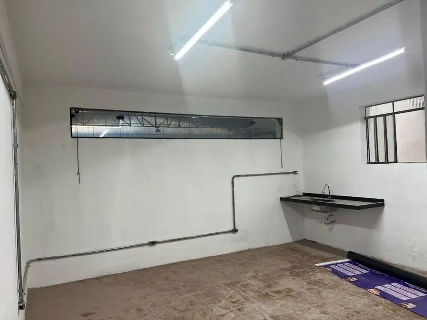 Foto 8 de Armazém / Galpão para alugar, 1351m2 em Campestre, Santo Andre - SP