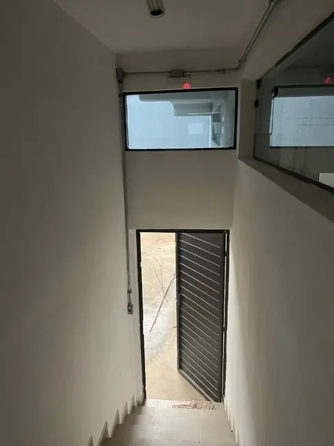 Foto 4 de Armazém / Galpão para alugar, 1701m2 em Campestre, Santo Andre - SP