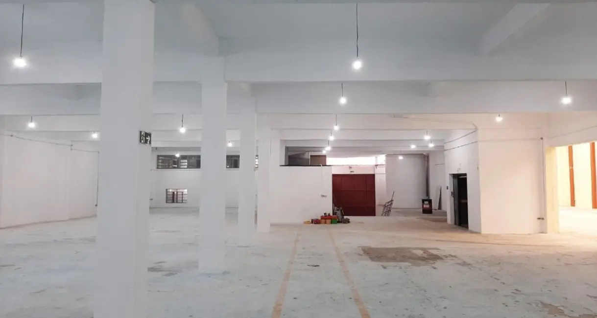 Foto 9 de Armazém / Galpão à venda e para alugar, 1755m2 em Jardim Santo Antônio, Santo Andre - SP