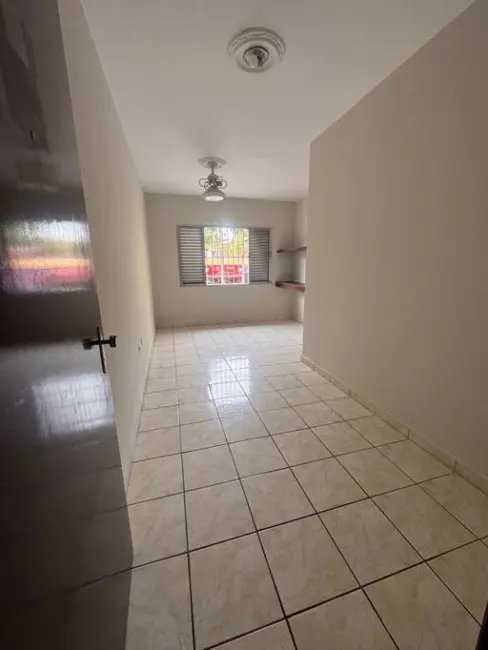 Sobrado com 2 quartos para alugar, 232m2 em Jardim Cristiane, Santo Andre - SP - imagem 7 Foto 7 de Sobrado com 2 quartos para alugar, 232m2 em Jardim Cristiane, Santo Andre - SP