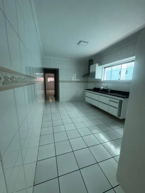 Sobrado com 2 quartos para alugar, 232m2 em Jardim Cristiane, Santo Andre - SP - imagem 8 Foto 8 de Sobrado com 2 quartos para alugar, 232m2 em Jardim Cristiane, Santo Andre - SP