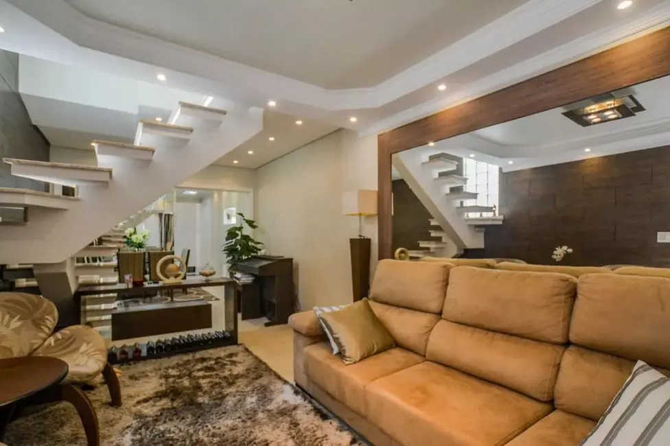 Foto 1 de Sobrado com 3 quartos à venda, 401m2 em Parque Gerassi, Santo Andre - SP